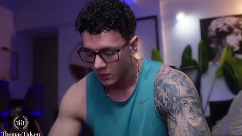 Thomas Falcon online show from January 9, 4:41 am