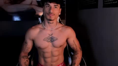 Snapshot of thomas_fit1 chatting on June 11, 2:44 am Thomas 3 JUST STAY AND BE MY LAST LOVE online show from June 11, 2:44 am