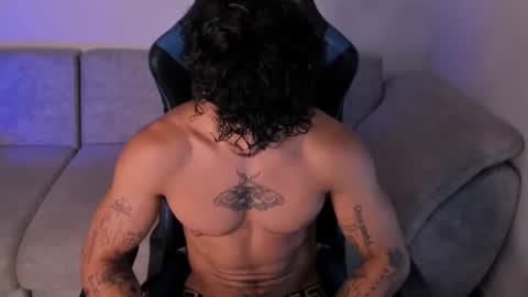 Snapshot of thomas_fit1 chatting on July 1, 12:56 am Thomas 3 JUST STAY AND BE MY LAST LOVE online show from July 1, 12:56 am