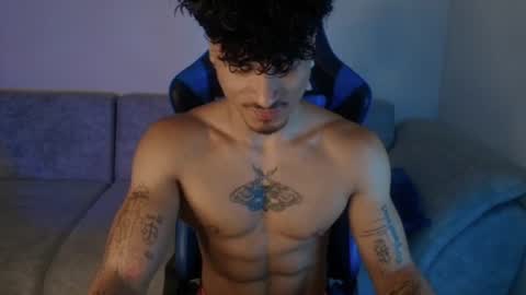 Snapshot of thomas_fit1 chatting on July 3, 1:12 am Thomas 3 JUST STAY AND BE MY LAST LOVE online show from July 3, 1:12 am