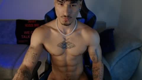 Snapshot of thomas_fit1 chatting on July 6, 3:03 pm Thomas 3 JUST STAY AND BE MY LAST LOVE online show from July 6, 3:03 pm