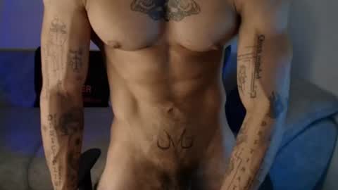 Snapshot of thomas_fit1 chatting on July 8, 12:37 am Thomas 3 JUST STAY AND BE MY LAST LOVE online show from July 8, 12:37 am