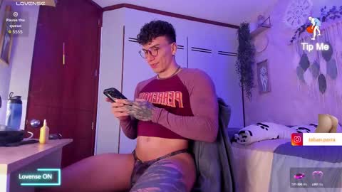 Thomas Grey online show from September 28, 3:01 am