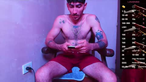 thomas_ks11 online show from October 1, 7:20 pm