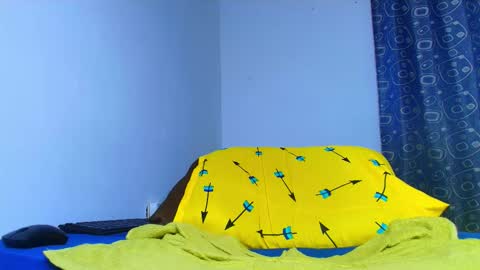 thomas_ks11 online show from March 18, 2:58 am