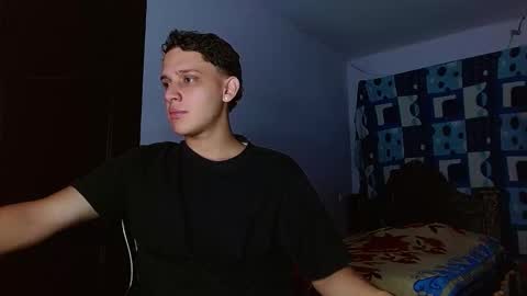 ---Thomas--- online show from November 7, 1:27 am