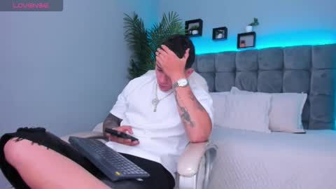 Thomas online show from February 11, 12:32 pm