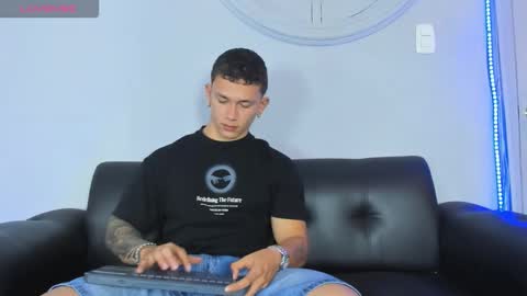 Thomas online show from February 26, 1:32 pm