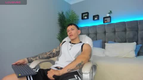 Thomas online show from March 3, 2:01 pm