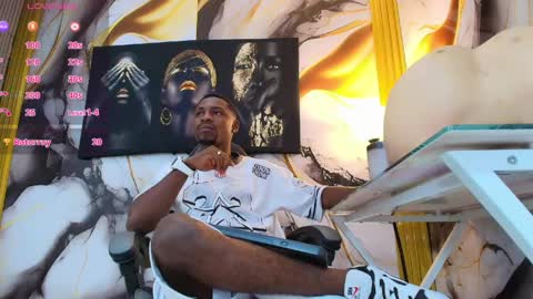 Thomas online show from March 29, 3:28 am