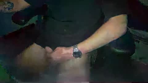 Snapshot of thomascharms chatting on November 3, 8:54 pm thomascharms online show from November 3, 8:54 pm