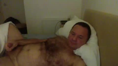 Snapshot of thomaspol chatting on October 14, 10:21 pm Tom online show from October 14, 10:21 pm