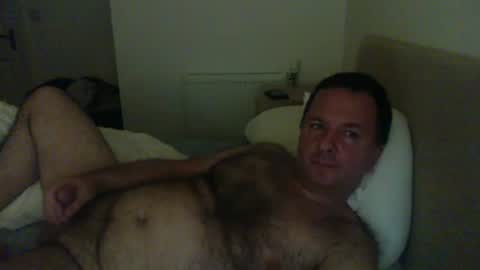 Snapshot of thomaspol chatting on June 19, 10:46 pm Tom online show from June 19, 10:46 pm