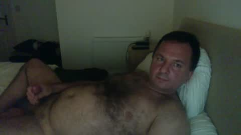 Snapshot of thomaspol chatting on June 25, 10:47 pm Tom online show from June 25, 10:47 pm