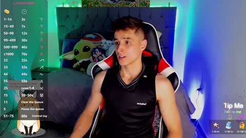 Thom Klein online show from December 9, 7:50 pm