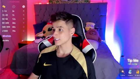 Thom Klein online show from December 12, 7:59 pm