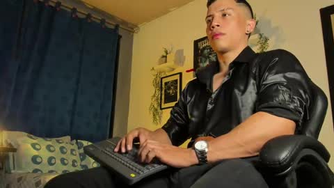 Thoms Every online show from September 16, 12:22 am