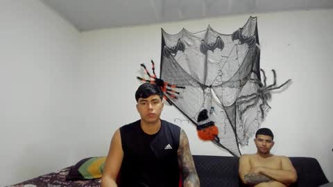 thomson_hot01 online show from October 26, 5:13 am