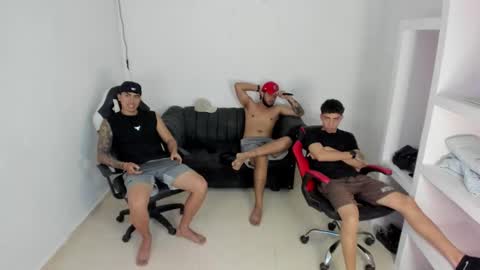 thomson_hot01 online show from February 24, 5:16 am