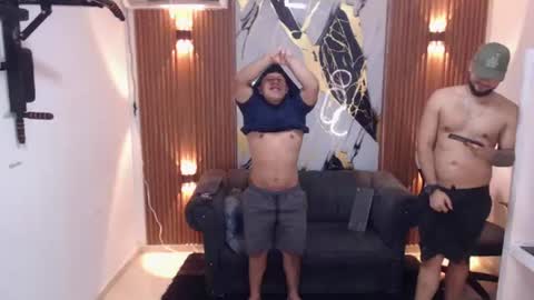 thomson_hot01 online show from June 13, 5:16 am
