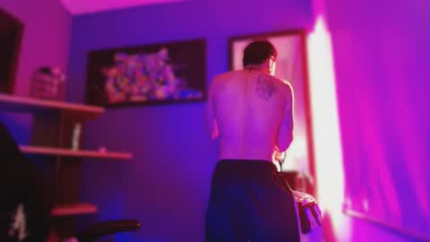 Snapshot of thonixxx_mr chatting on March 25, 3:12 am Thonixxx mr online show from March 25, 3:12 am