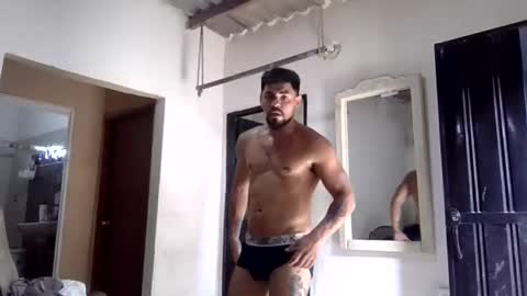 thonybeiio online show from November 10, 7:02 pm