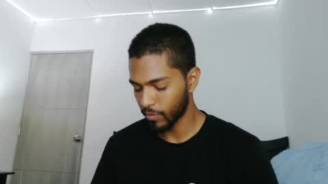 thonyy online show from February 5, 4:25 pm