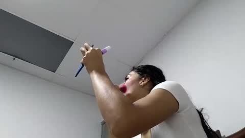 thonyy online show from September 15, 11:05 pm