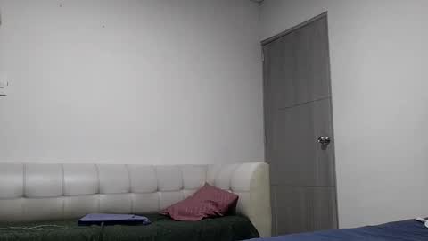 thonyy online show from October 3, 12:24 pm