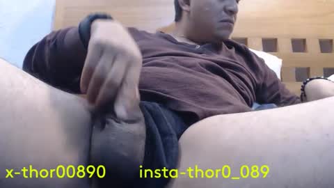 thor0200 online show from December 4, 5:16 am