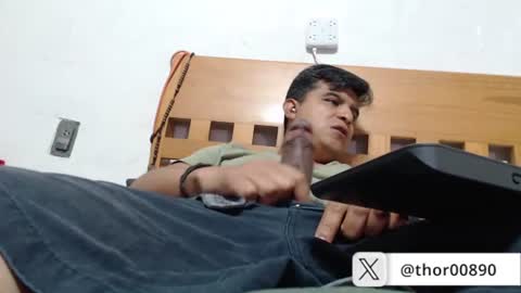 thor0200 online show from June 30, 4:02 am