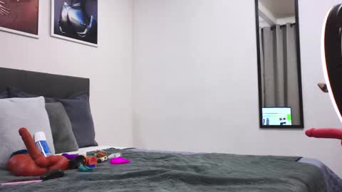 Thor Dosson online show from December 16, 3:19 am