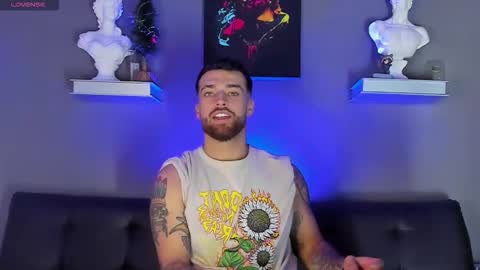 thor_evans online show from November 29, 2:14 am