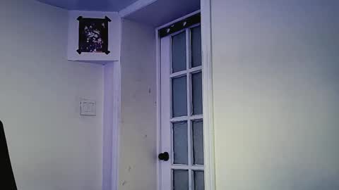 Snapshot of thornedrosets chatting on February 20, 7:36 pm Mar online show from February 20, 7:36 pm