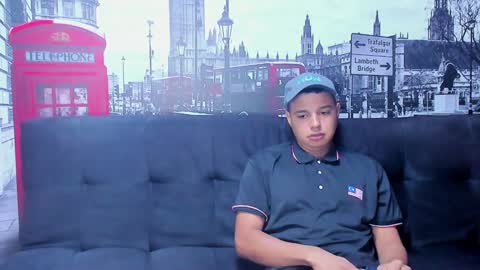 BRITHANY BRYAN ALEX online show from December 3, 11:01 am