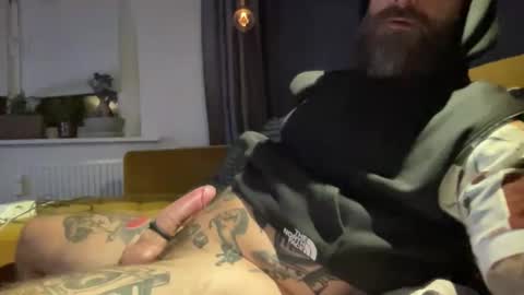 throatface_killah online show from October 11, 2:00 am