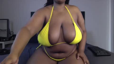 throatgoat2121 online show from November 17, 6:19 am