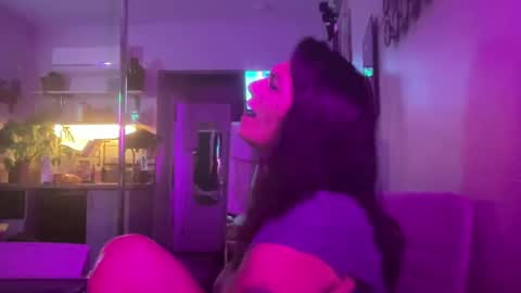 throatyygoat online show from September 24, 2:59 am