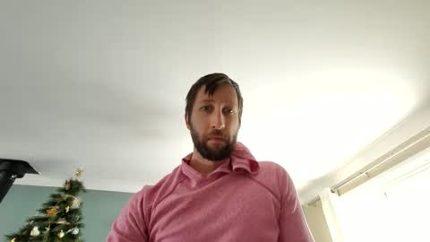 throwawayafteruse20202 online show from January 18, 4:11 pm