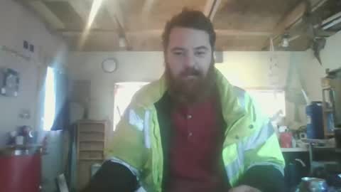 Snapshot of thunderjacker chatting on February 18, 2:07 am The Pen is Mightier than Sword online show from February 18, 2:07 am