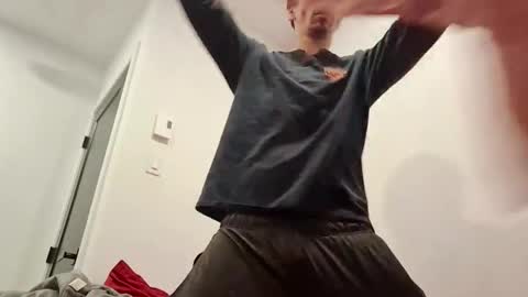 thxgorilla45 online show from March 16, 6:28 am