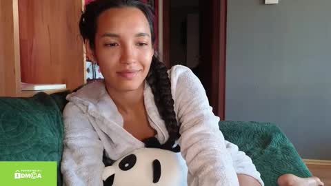 tia_j online show from September 23, 5:21 am