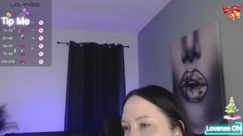 Tia Bella online show from December 3, 2:08 am