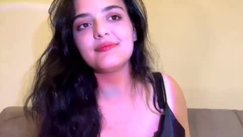 Snapshot of tiameakin chatting on October 15, 7:30 am Mary online show from October 15, 7:30 am