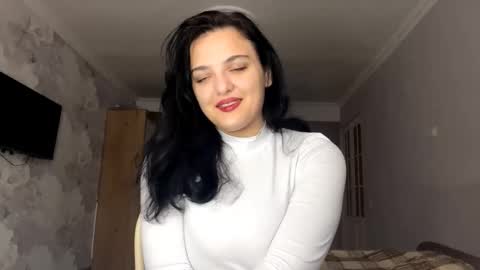 Snapshot of tiameakin chatting on November 13, 9:30 am Mary online show from November 13, 9:30 am