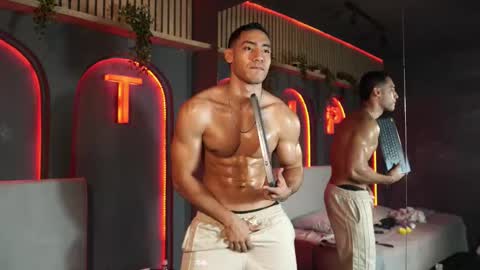 Tian Brooks online show from March 8, 3:10 am