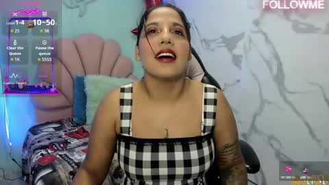 Snapshot of tiana_breeze chatting on September 13, 2:22 am tiana_breeze online show from September 13, 2:22 am