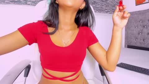 Tiana online show from February 14, 7:02 pm