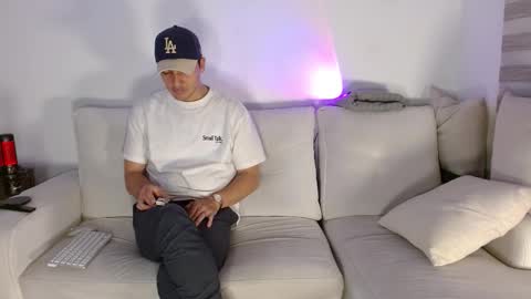 tiana naveen online show from November 11, 3:39 am