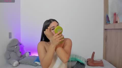 Snapshot of tianaglow44 chatting on June 12, 12:26 pm T I A N A online show from June 12, 12:26 pm